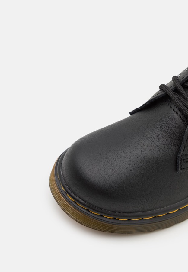 Dr.martens Norge 1461 Unisex Casual Blonder Svart Myk