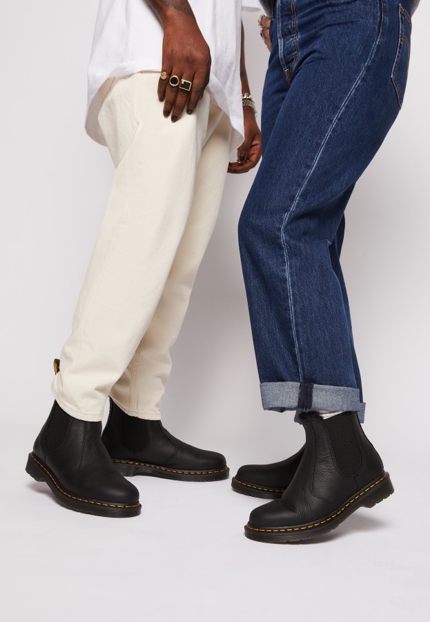 Dr.martens Norge 2976 Unisex Klassiske Ankelstøvletter Svart Ambassadør