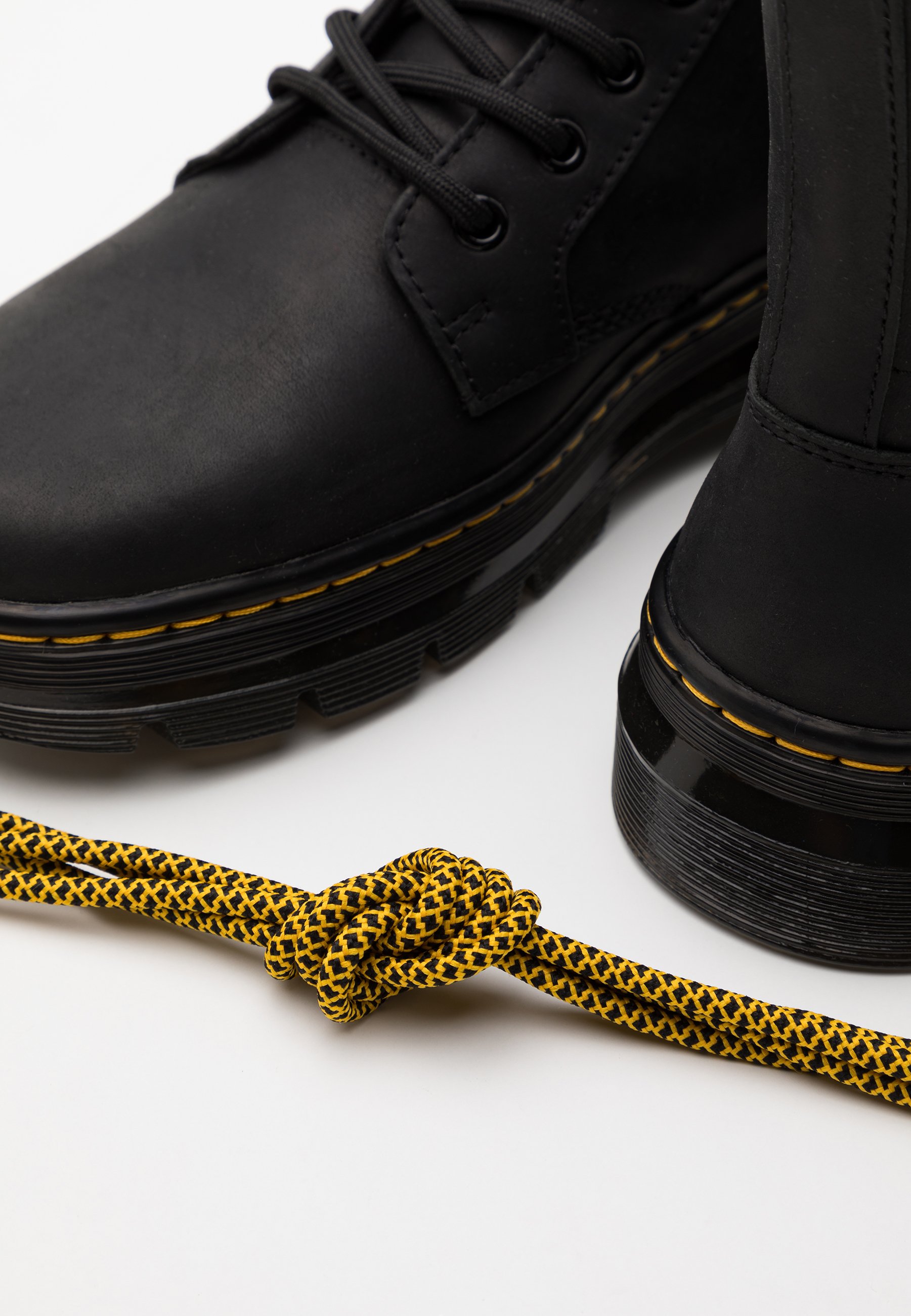 Dr.martens Norge Combs Ankelstøvletter Med Snøre Svart