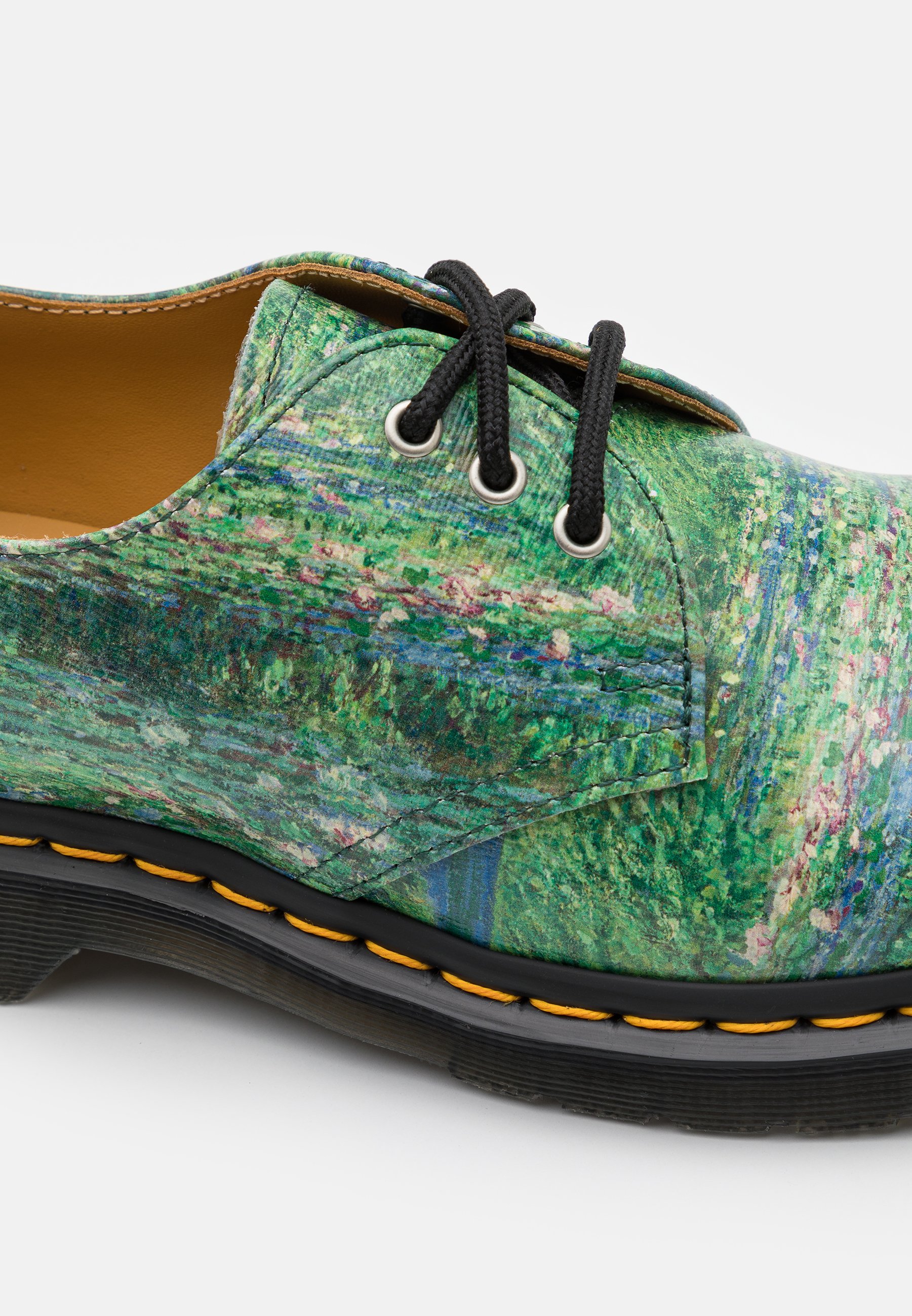 Dr.martens Norge 1461 Pond Unisex Casual Blonder Flerfarget