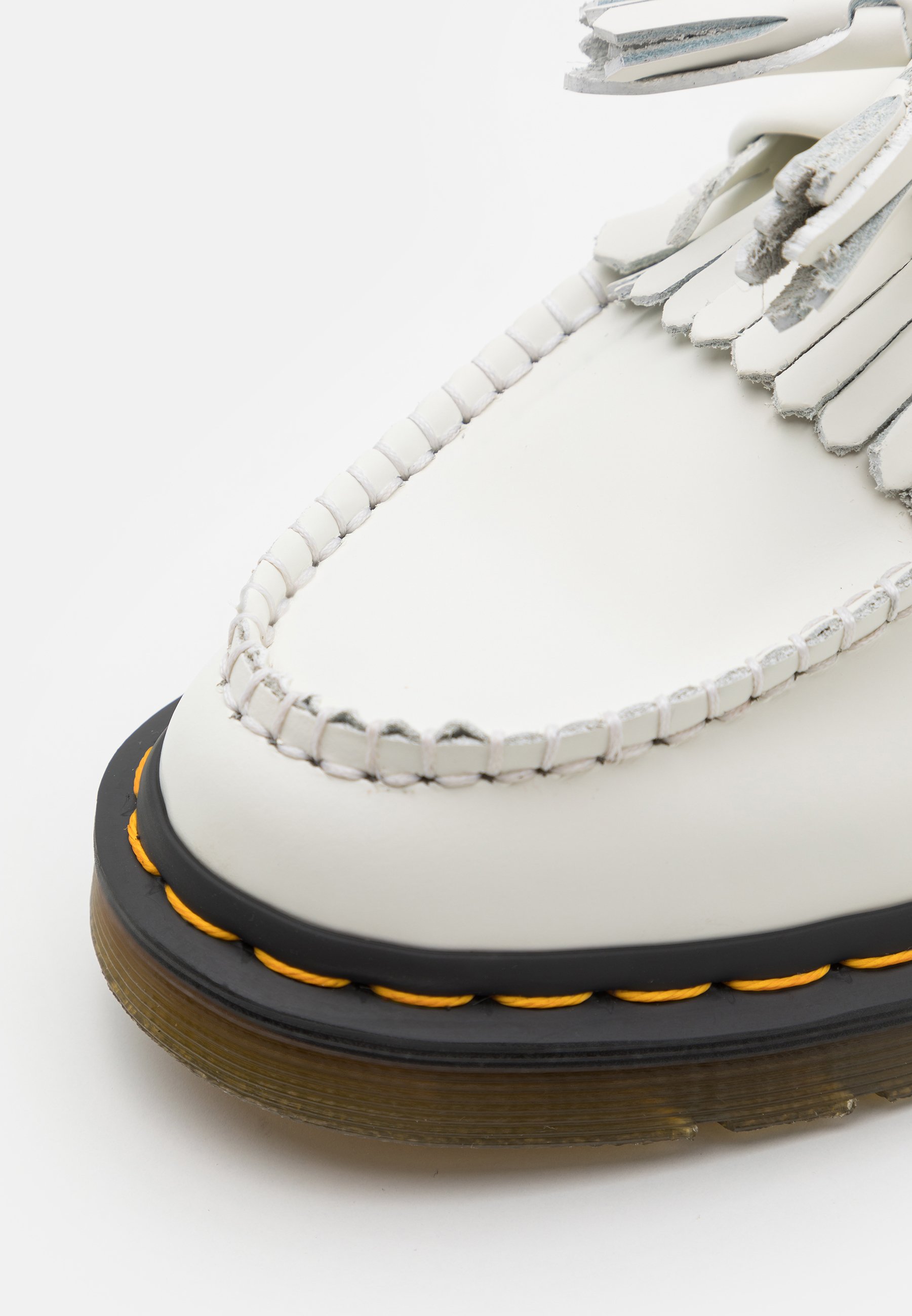 Hvit Glatt Dr.martens Norge Adrian Unisex Slip Ons