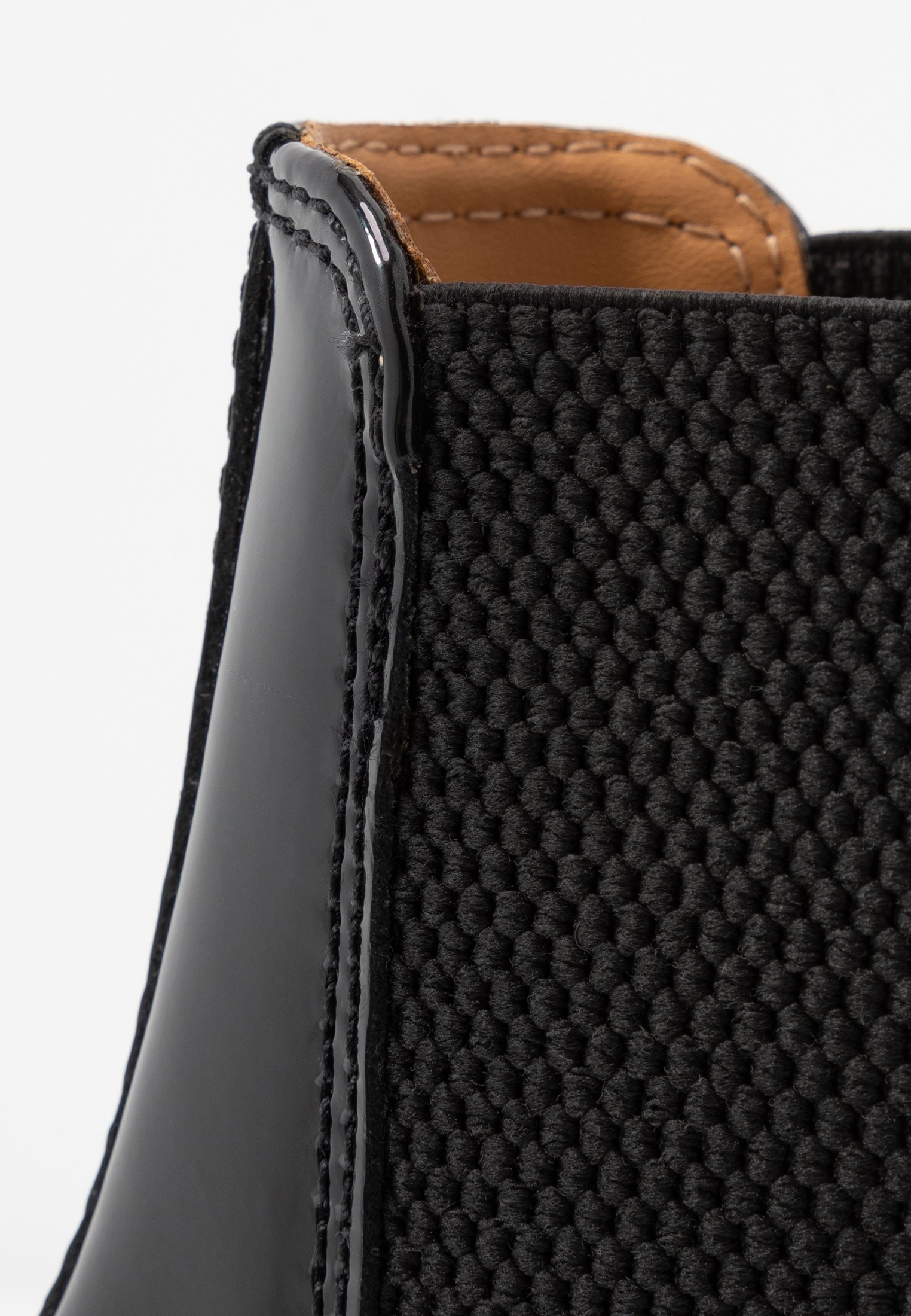 Dr.martens Norge 2976 Klassiske Ankelstøvletter Sort