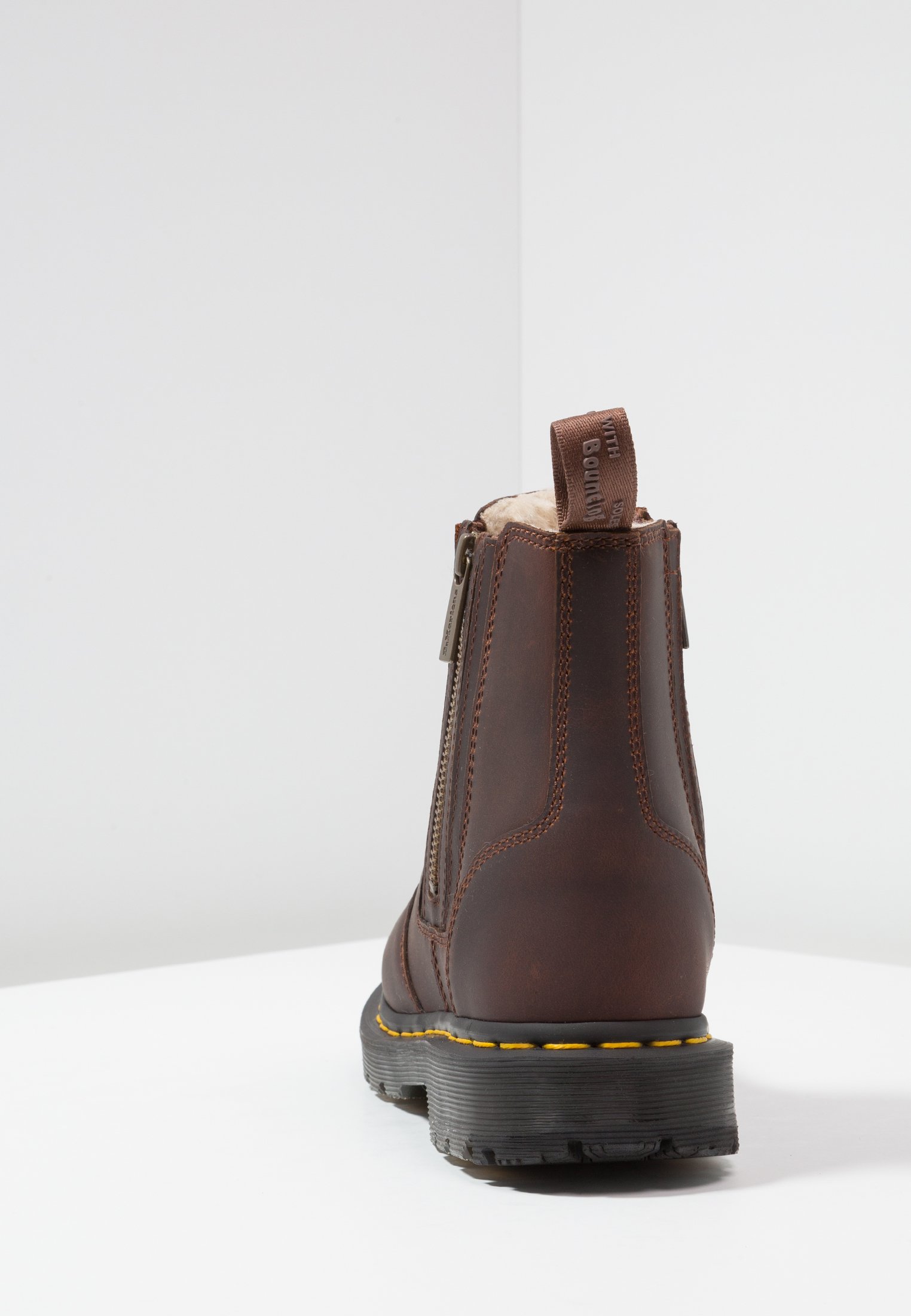 Mørkebrun Dr.martens Norge 2976 Alyson Glidelås Snøplog Klassiske Ankelstøvletter