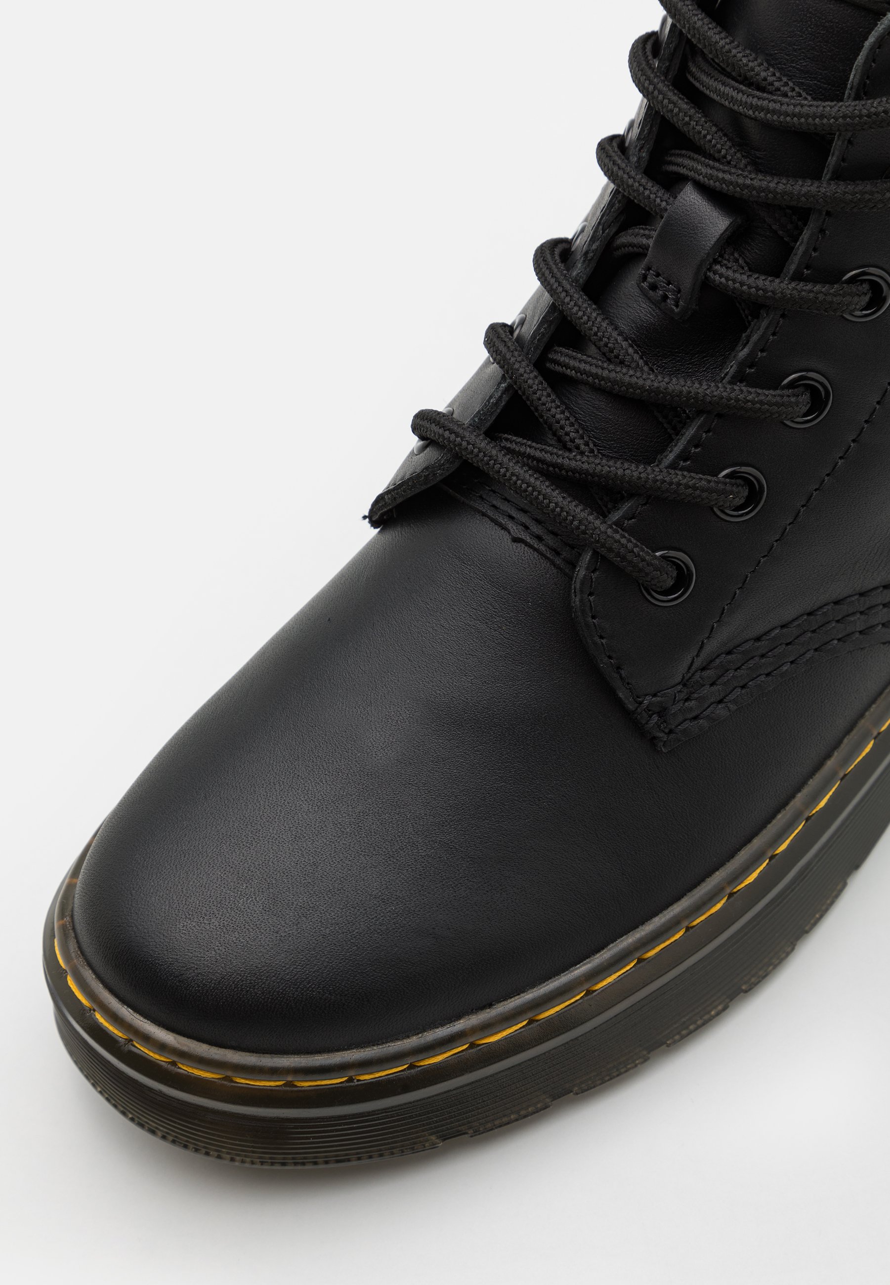 Svart Lusso Dr.martens Norge Thurston Chukka Unisex Ankelstøvletter Med Snøre