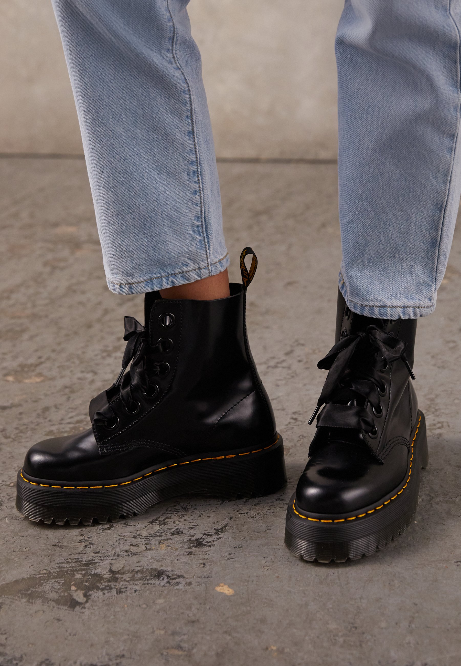 Dr. Martens Platform Boot Platform Ankelstøvletter Dr.martens Norge Svart